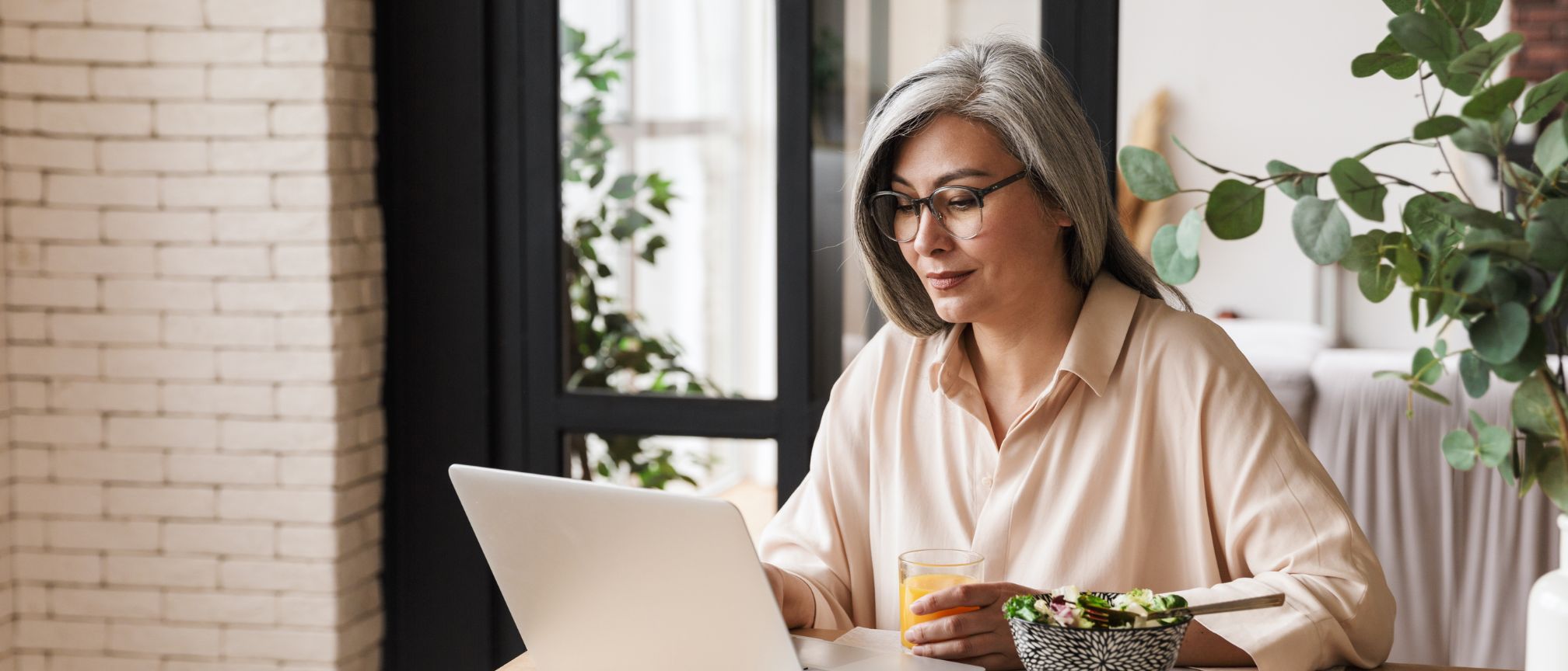 Telehealth vs in-person weight loss program comparison