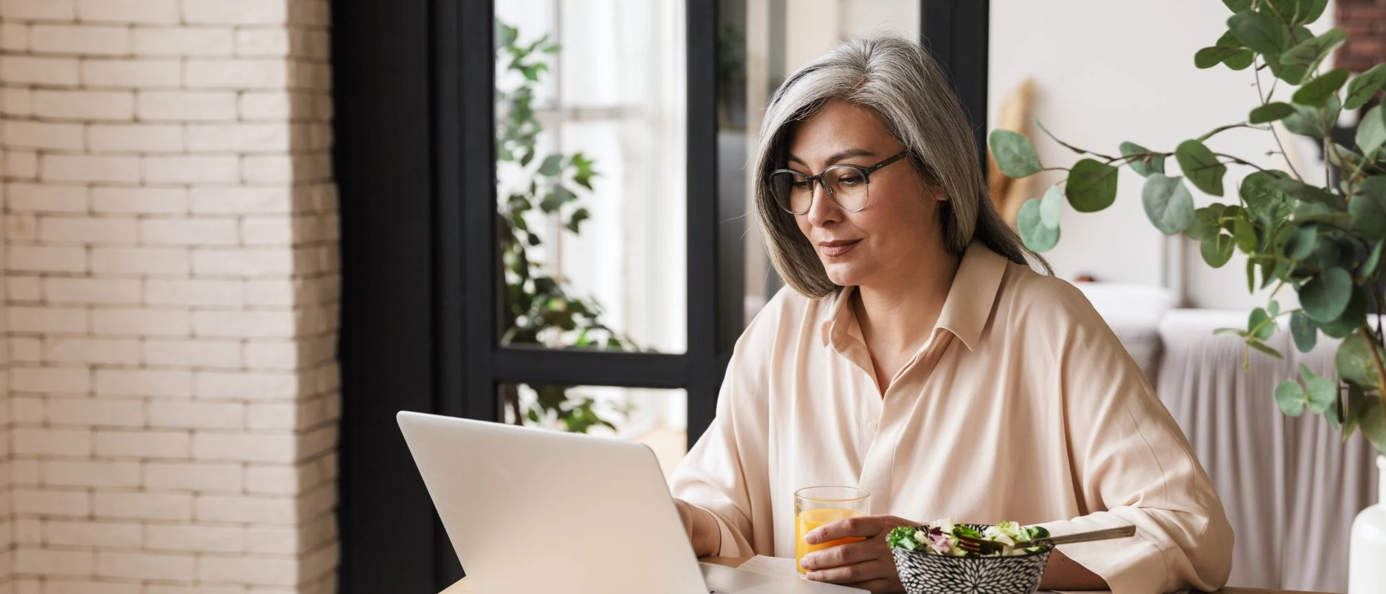 Telehealth vs in-person weight loss program comparison